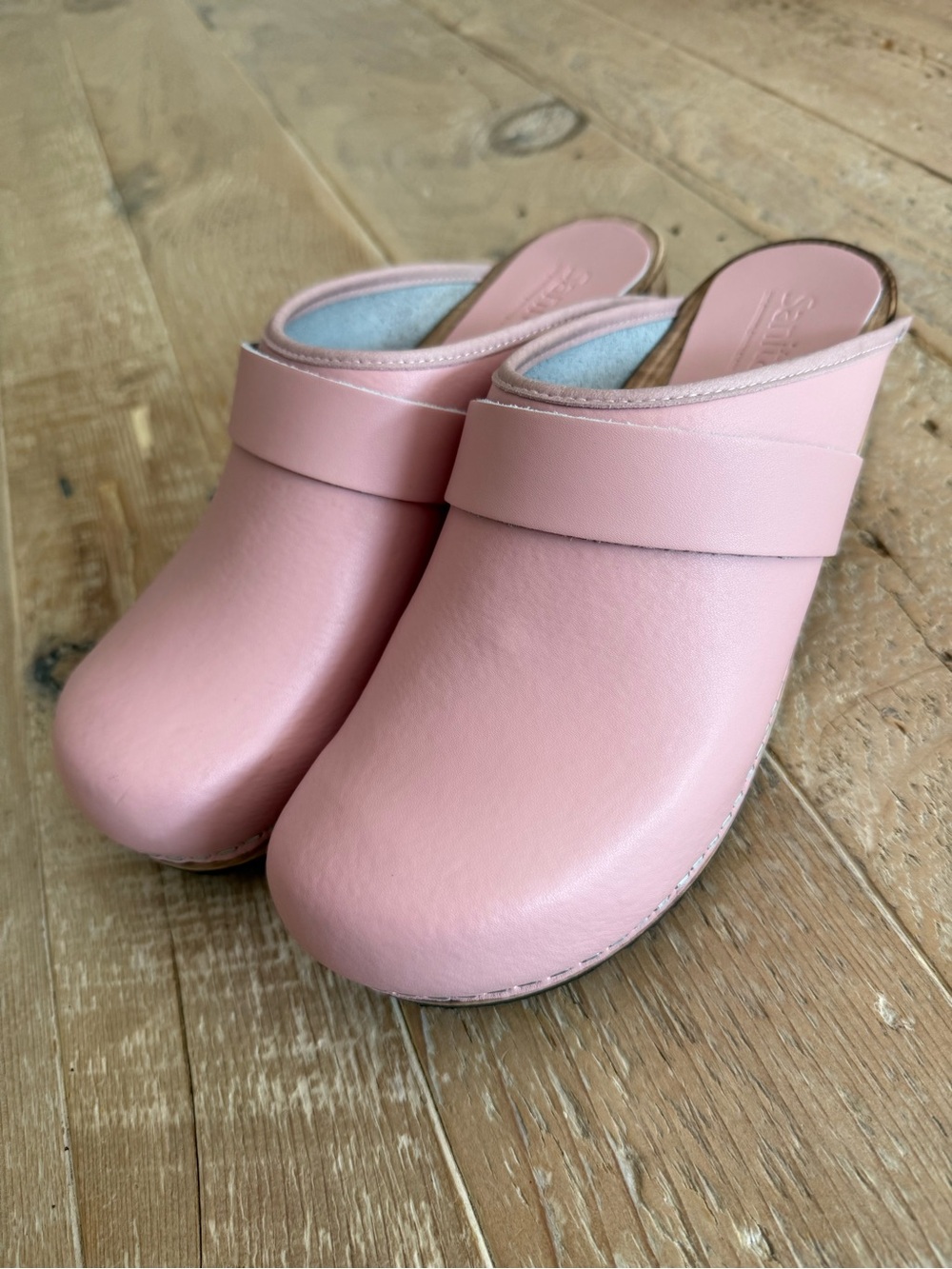 Saniya new Pink Leather Clog Mules 40